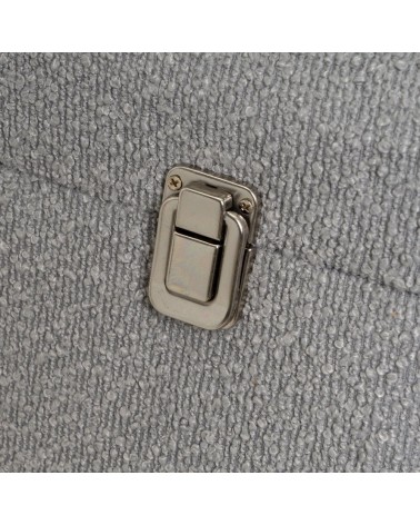 Puff arcón maleta tapizado con tela de borreguito gris claro de 50x35x46 cm